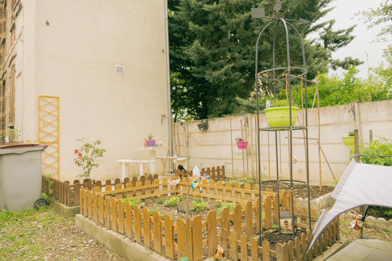 Appartement Cozy Avec Stationnement Gratuit Saint-André-les-Vergers Exterior photo