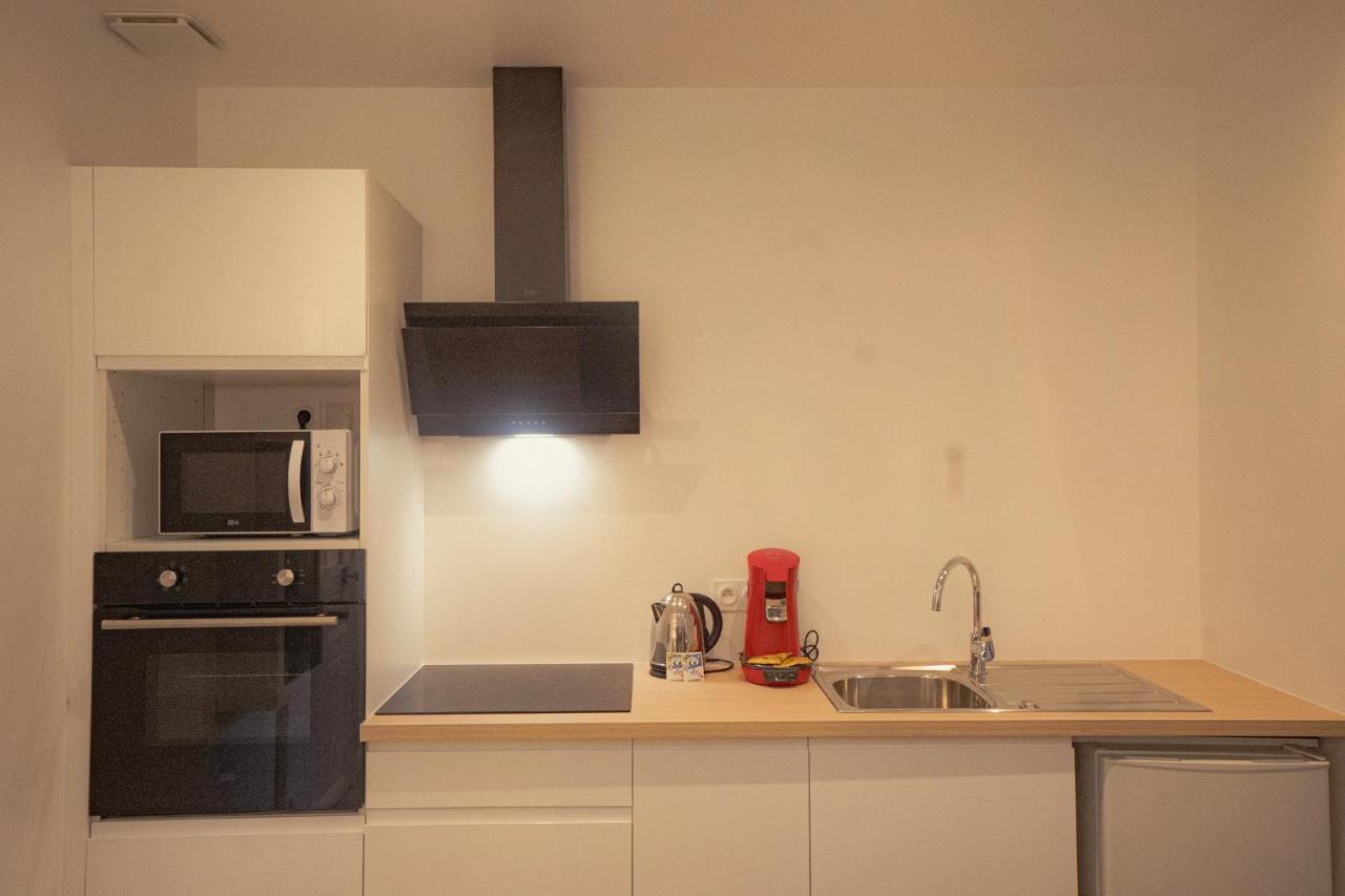 Appartement Cozy Avec Stationnement Gratuit Saint-André-les-Vergers Exterior photo